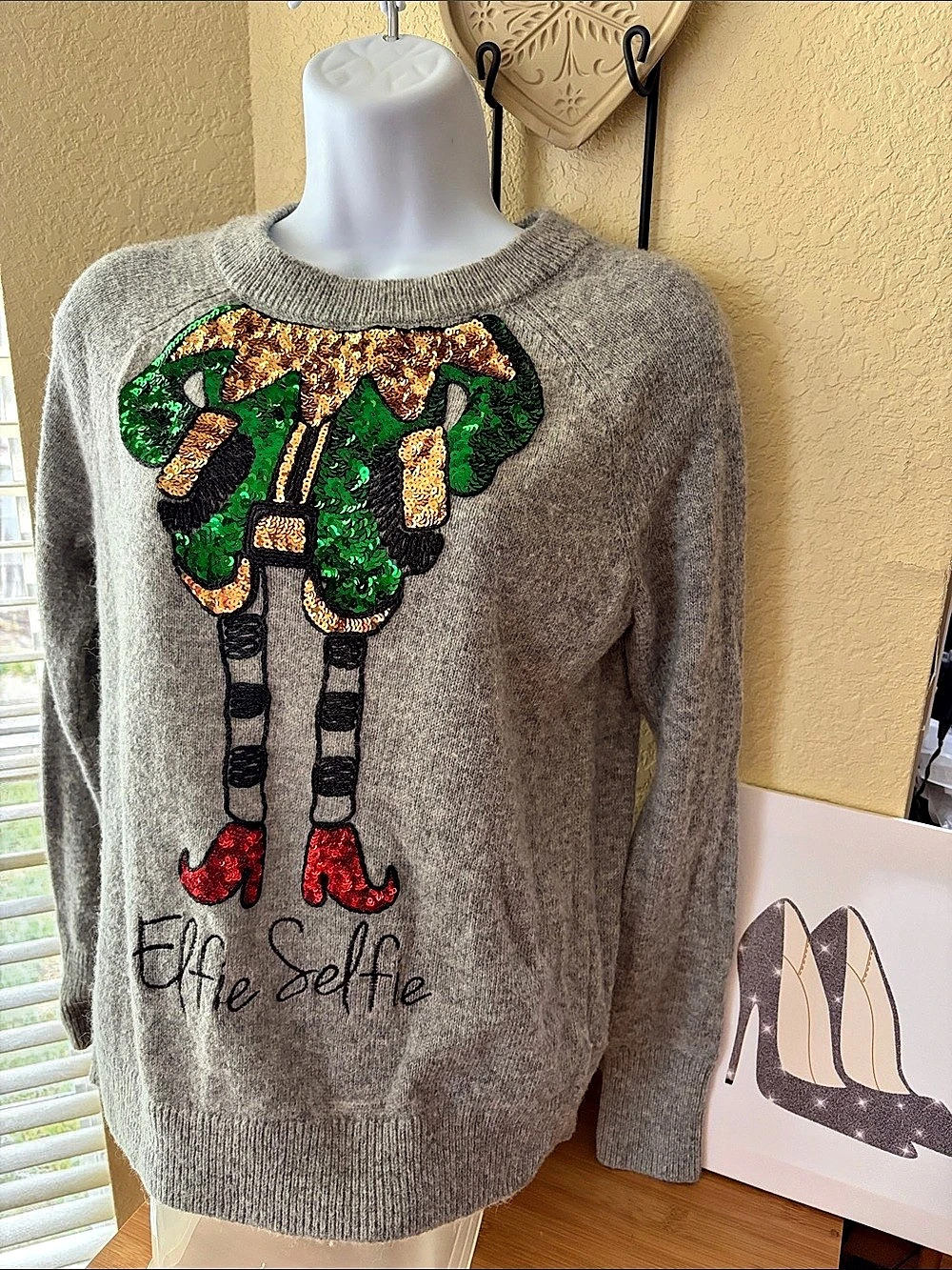 H&M Elfie Selfie Sequin Christmas Sweater Sequin Elfie Selfie Sweater in Gray